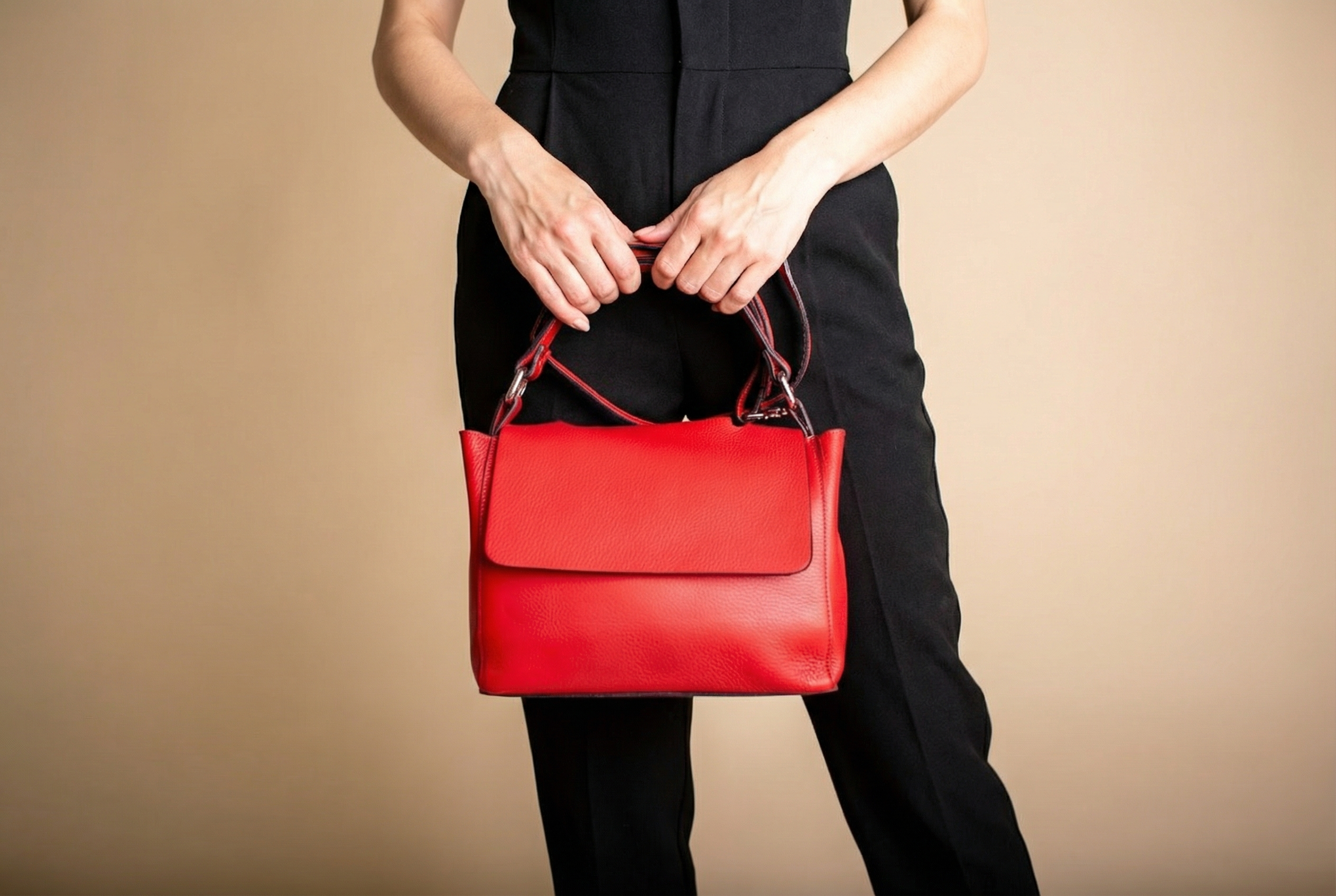 Kožená crossbody kabelka Aneta – elegantní a praktická