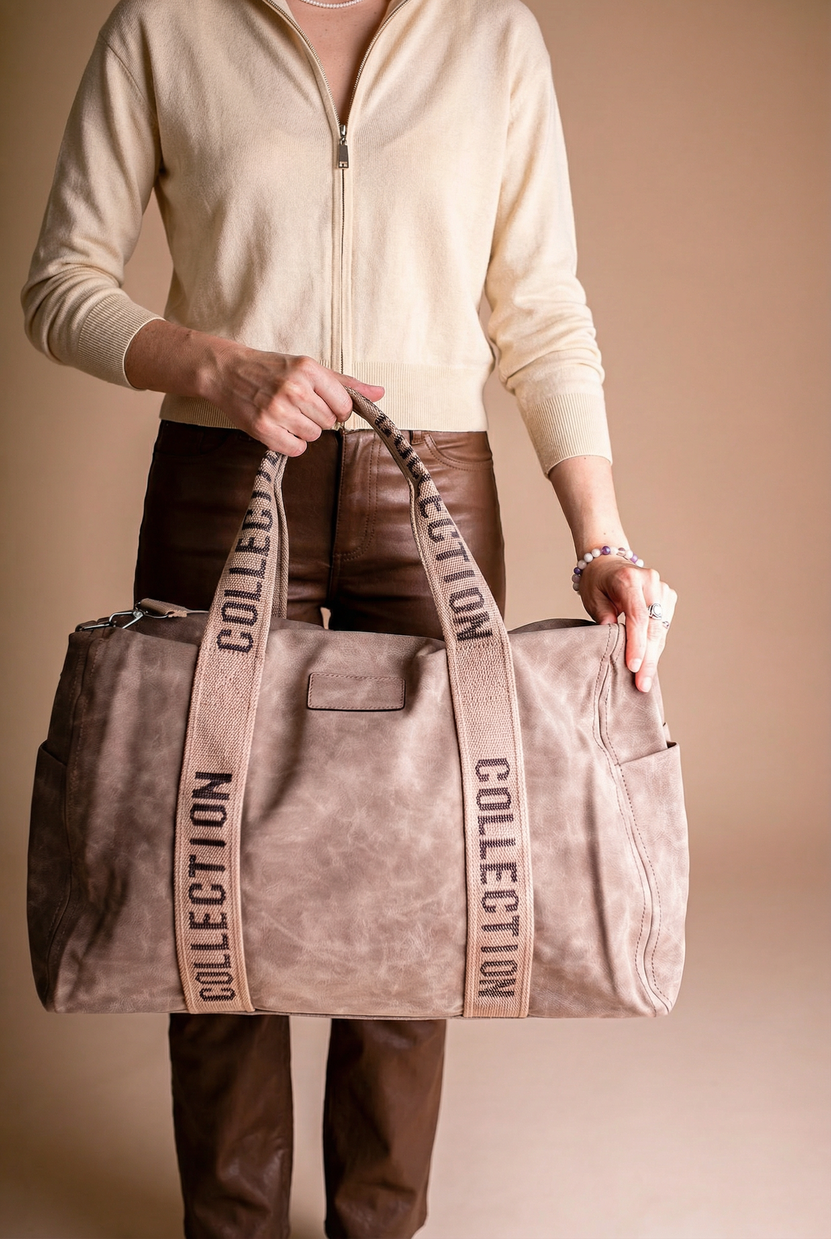 Prostorná dámská syntetická kabelka Gabi