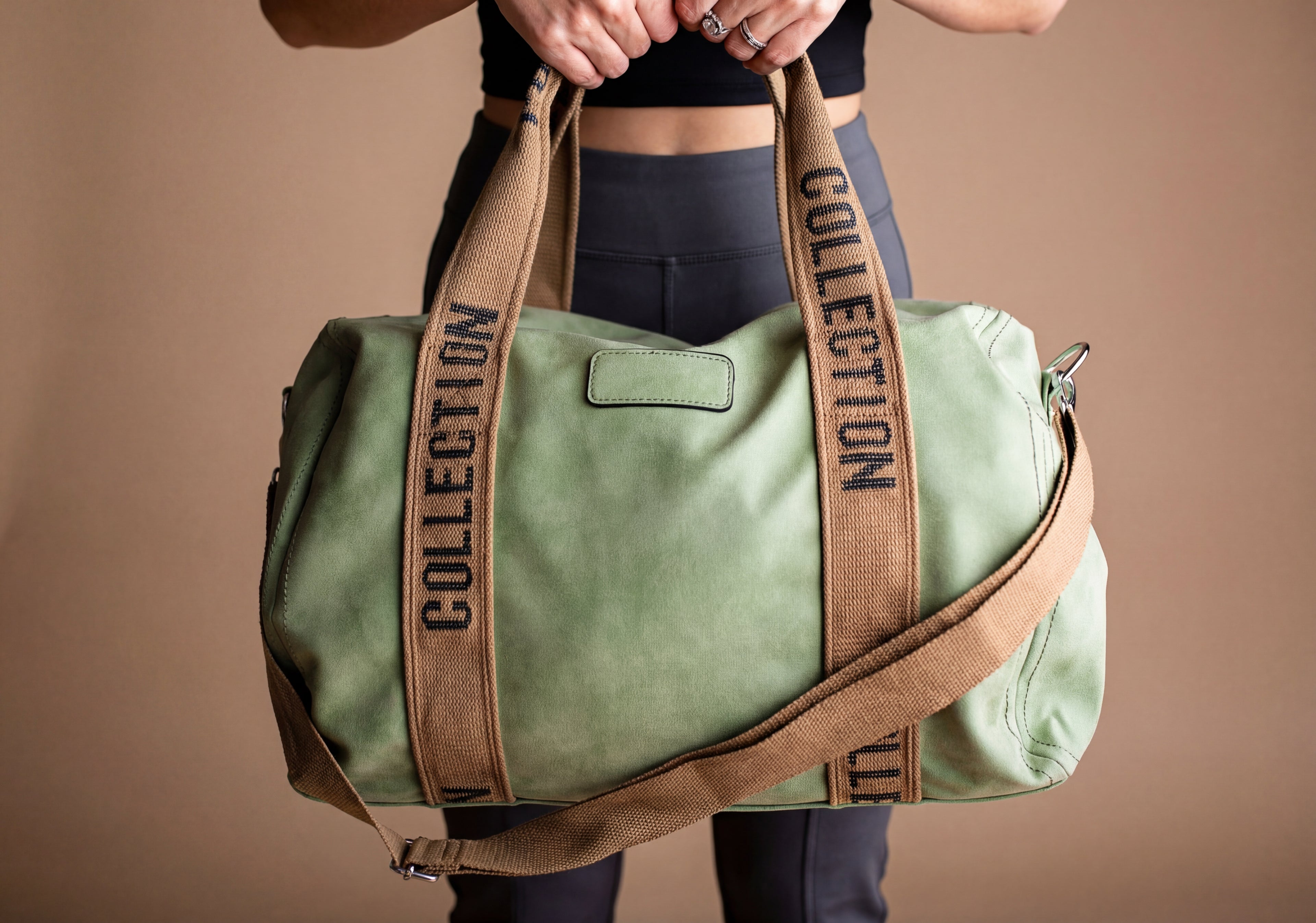 Prostorná dámská syntetická kabelka Gabi